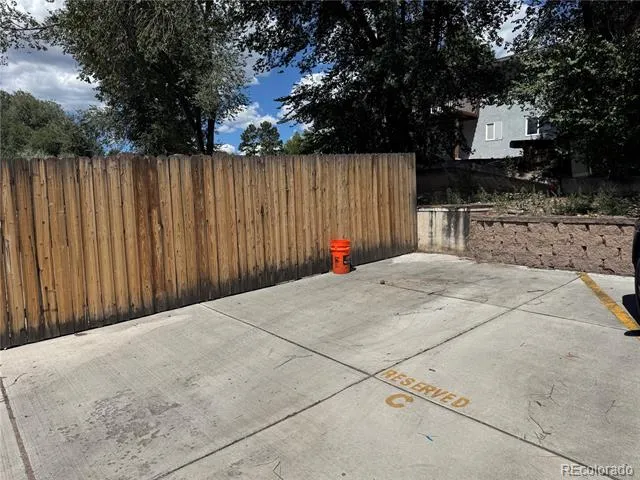 1094 Westmoreland Road #C Colorado Springs, CO 80907