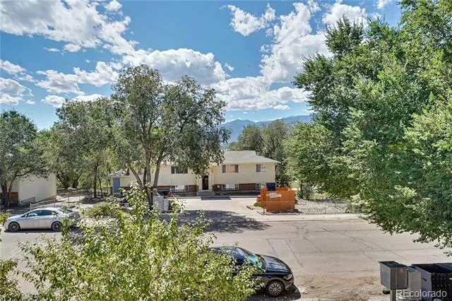 1094 Westmoreland Road #C Colorado Springs, CO 80907