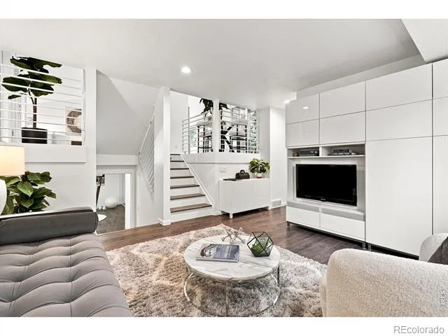 1969 Joslyn Court Boulder, CO 80304