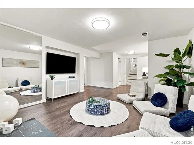 1969 Joslyn Court Boulder, CO 80304