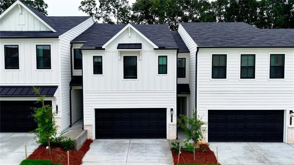7437 Quinn Place #140 Flowery Branch, GA 30542
