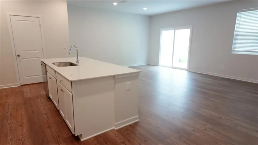 7437 Quinn Place #140 Flowery Branch, GA 30542