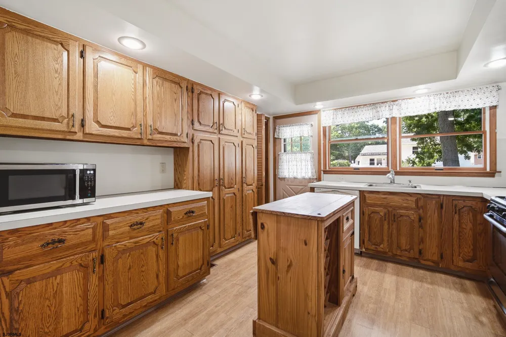715 8th Ave Galloway Township, NJ 08205