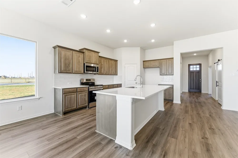 1030 County Road 200 Valley View, TX 76272