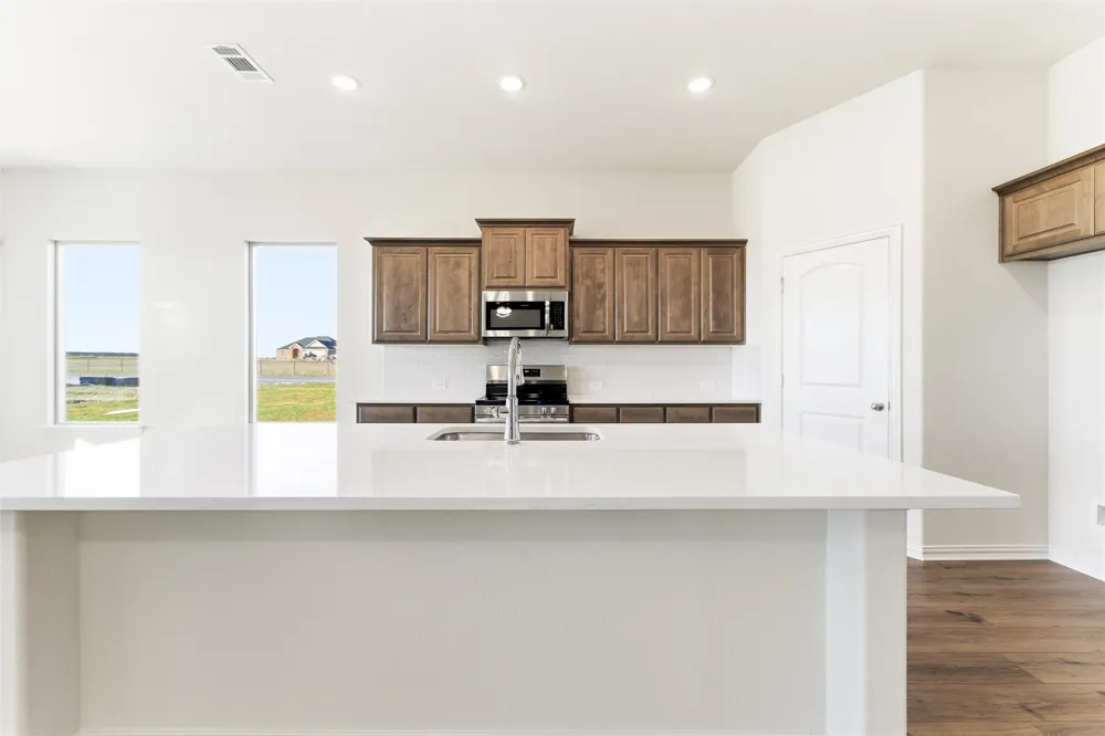 1030 County Road 200 Valley View, TX 76272