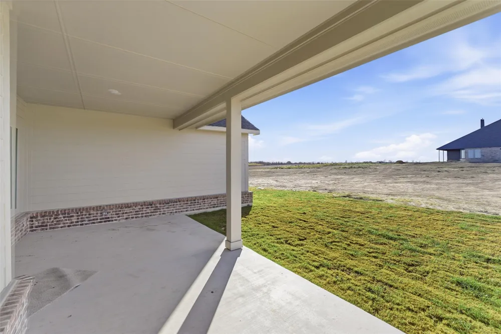 1030 County Road 200 Valley View, TX 76272