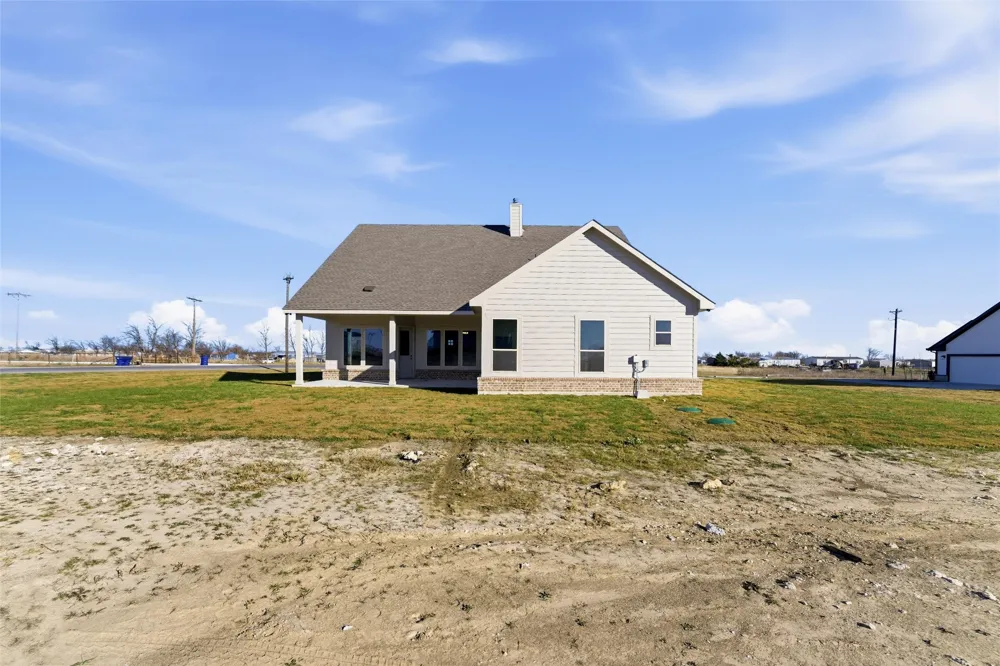 1030 County Road 200 Valley View, TX 76272