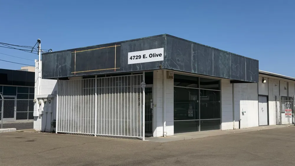 4723 E Olive Avenue Fresno, CA 93702