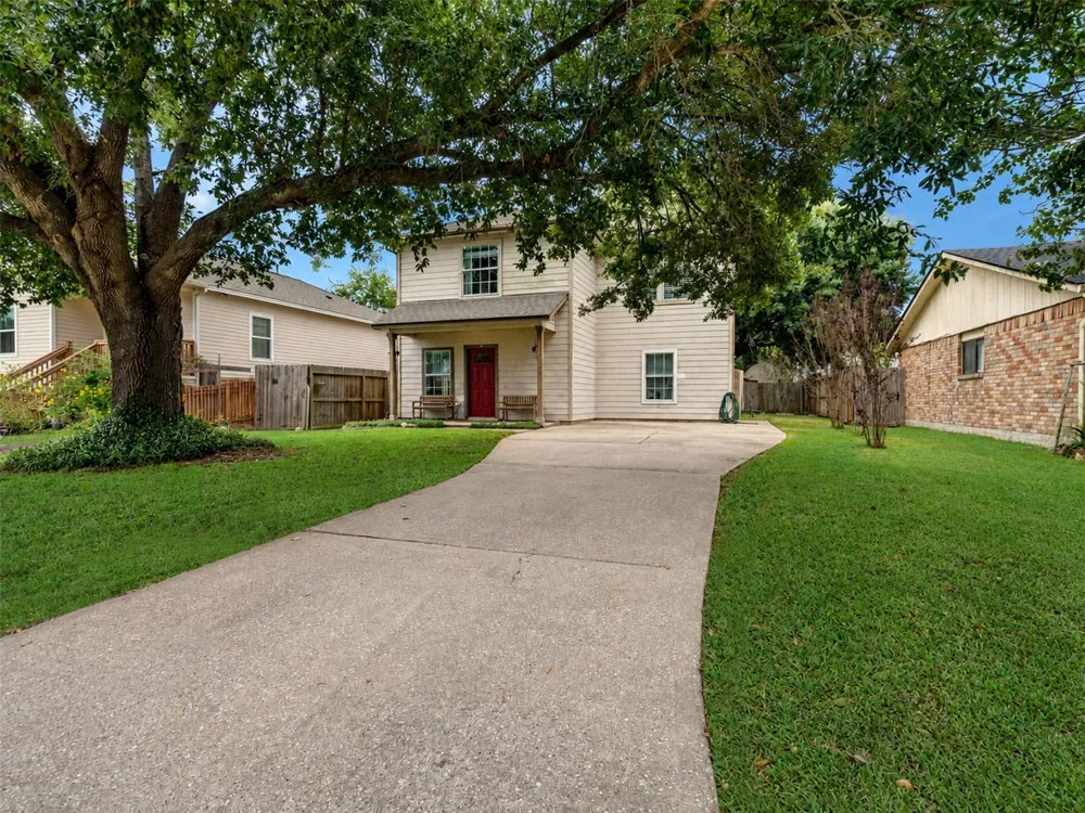 4903 Moody Reef Drive Bacliff, TX 77518