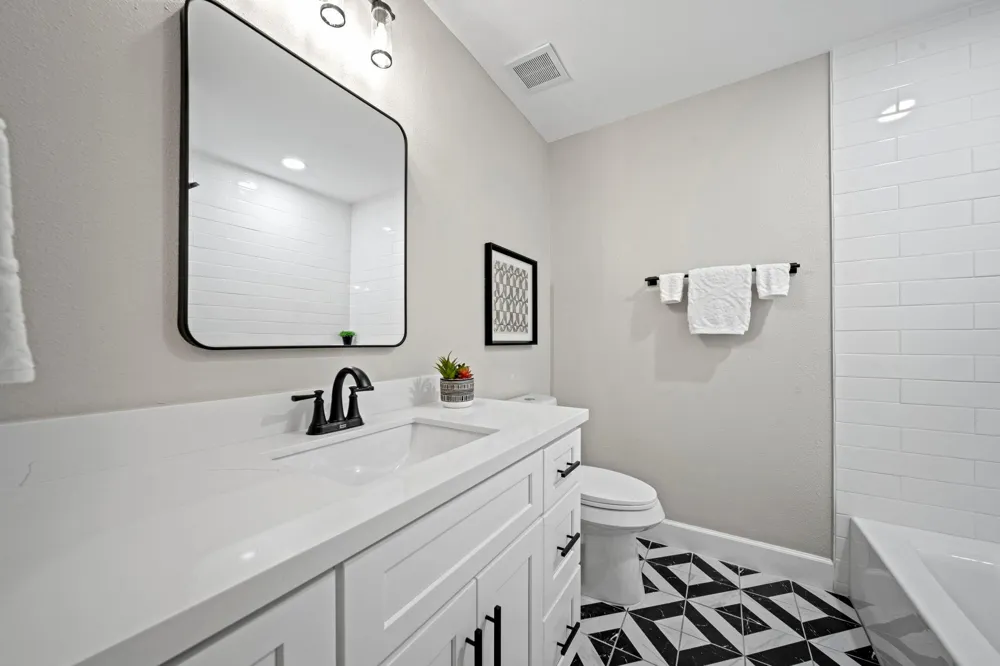 27 Lazy Morning Place The Woodlands, TX 77381