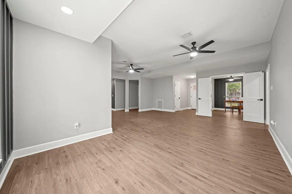 27 Lazy Morning Place The Woodlands, TX 77381