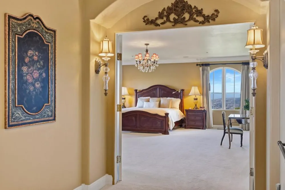 25548 Paseo De Cumbre Monterey, CA 93940