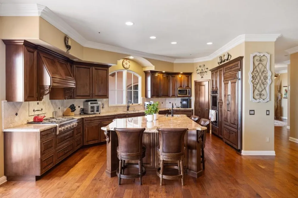 25548 Paseo De Cumbre Monterey, CA 93940