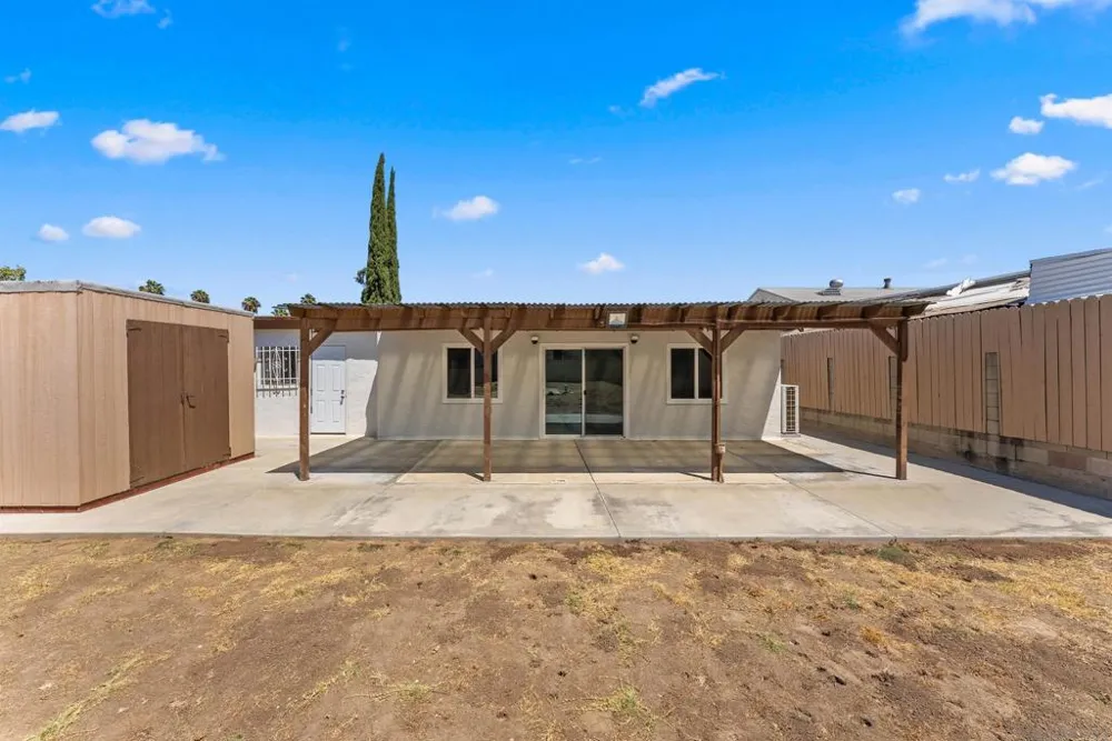 317 W Chase Ave W El Cajon, CA 92020