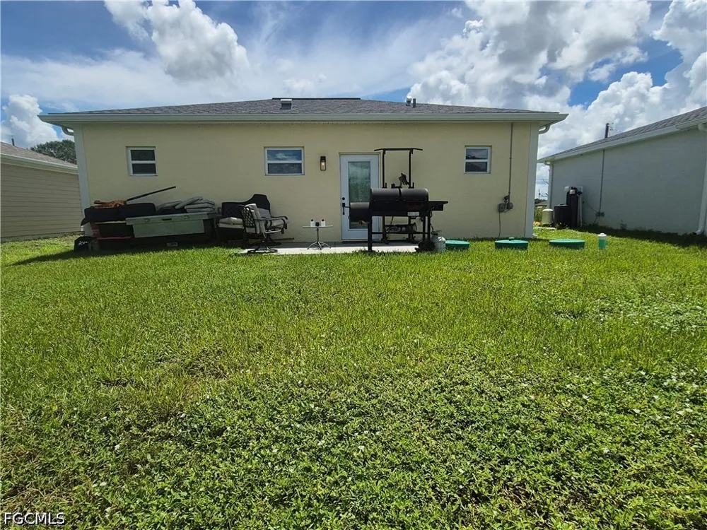 Roundtree Avenue Alva, FL 33920