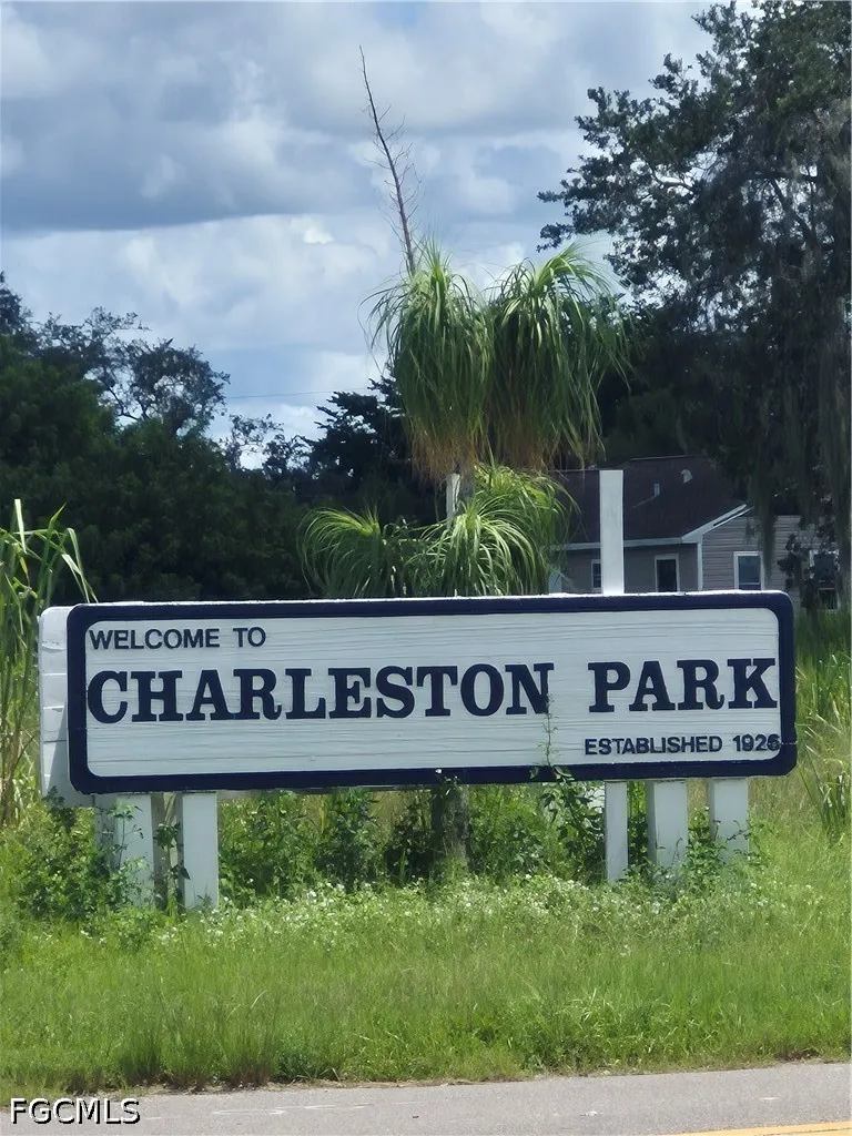 Roundtree Avenue Alva, FL 33920