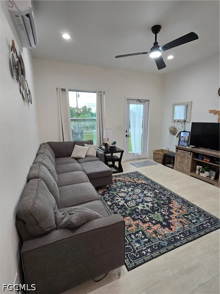 Roundtree Avenue Alva, FL 33920