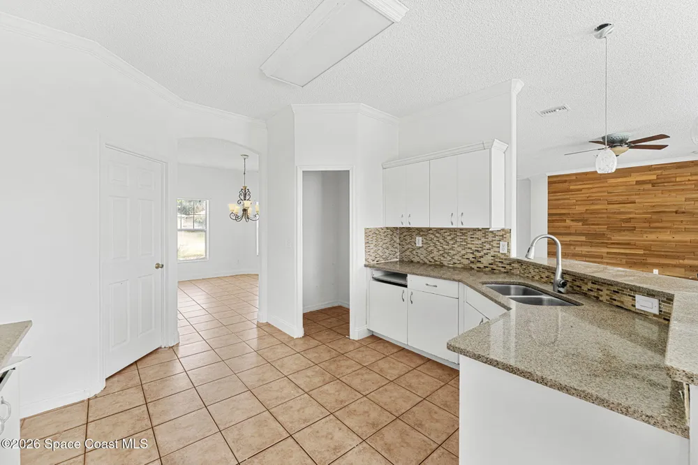 5313 Yaupon Holly Drive Cocoa, FL 32927