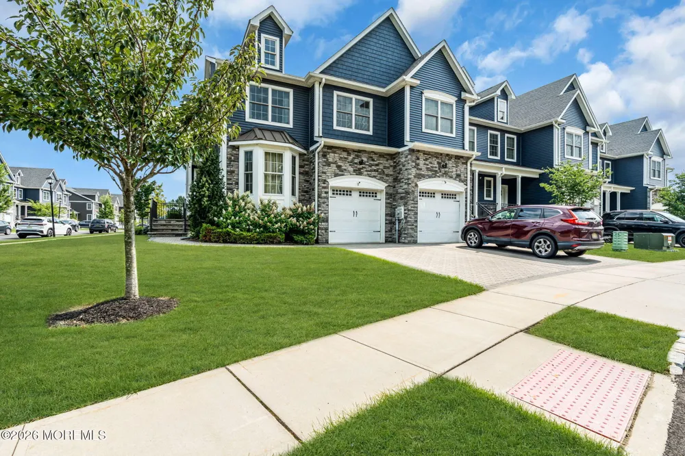 17 Kitchen Avenue Old Bridge, NJ 08857