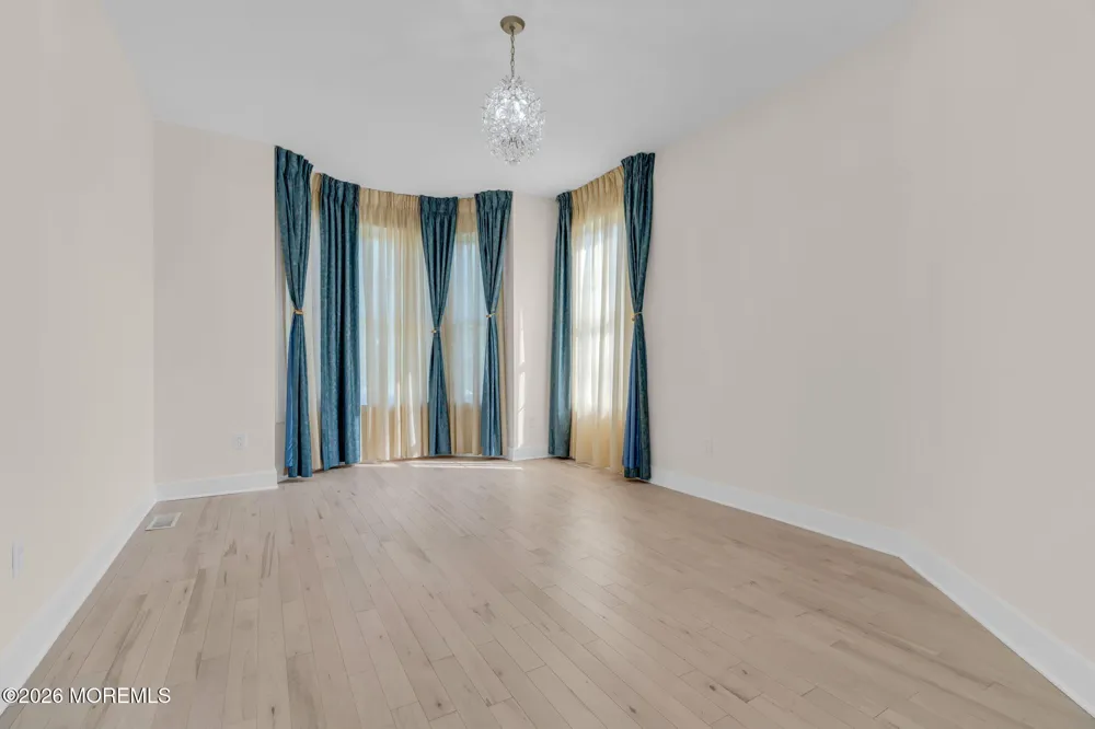 17 Kitchen Avenue Old Bridge, NJ 08857