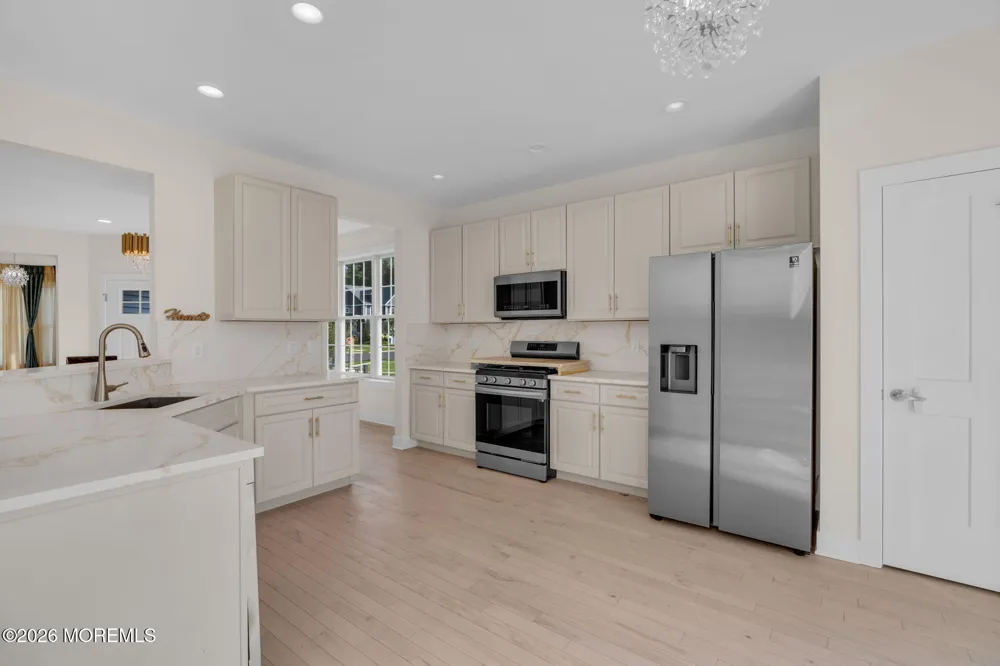 17 Kitchen Avenue Old Bridge, NJ 08857
