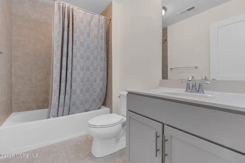 17 Kitchen Avenue Old Bridge, NJ 08857