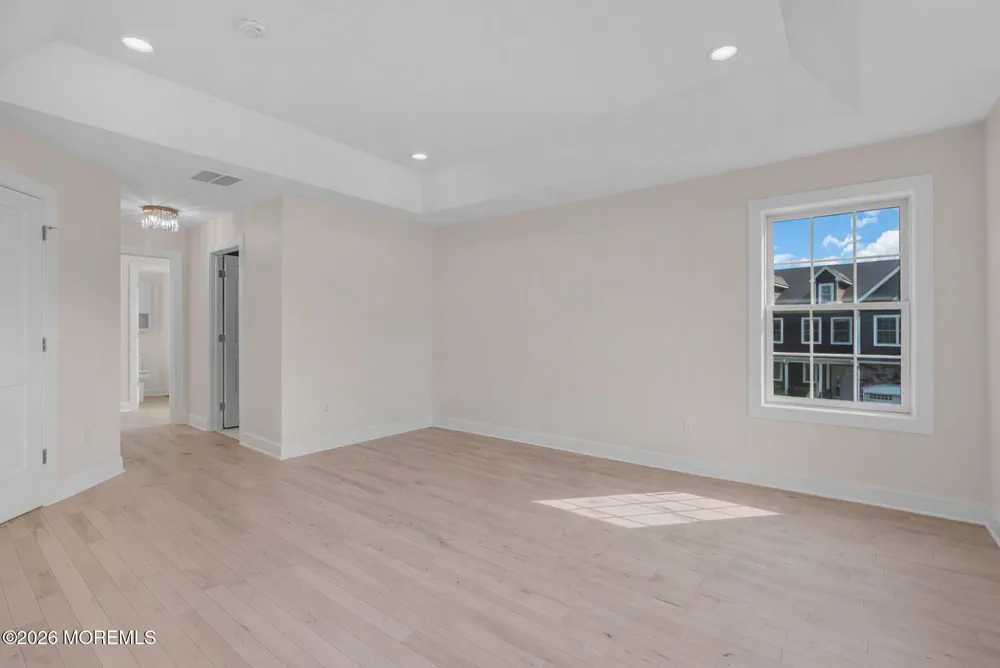 17 Kitchen Avenue Old Bridge, NJ 08857