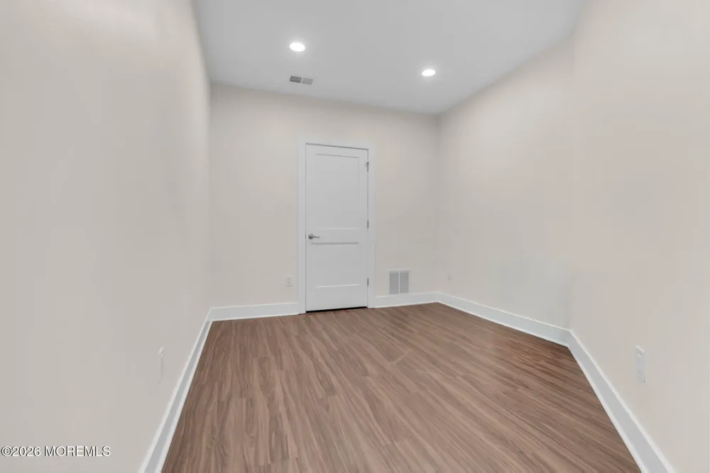 17 Kitchen Avenue Old Bridge, NJ 08857