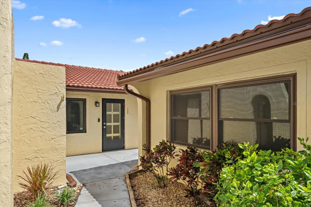 1205 56TH STREET W Bradenton, FL 34209