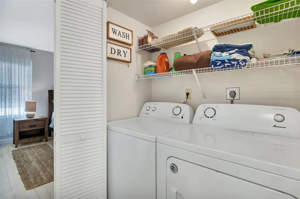 1130 W PEPPERTREE LANE #118 Sarasota, FL 34242