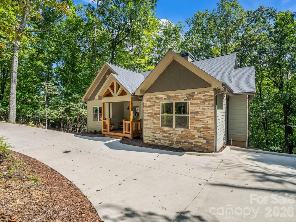 365 Utsonati Lane Brevard, NC 28712