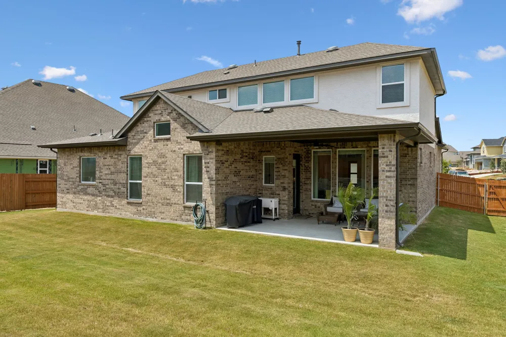 471 Diamondleaf Drive Buda, TX 78610