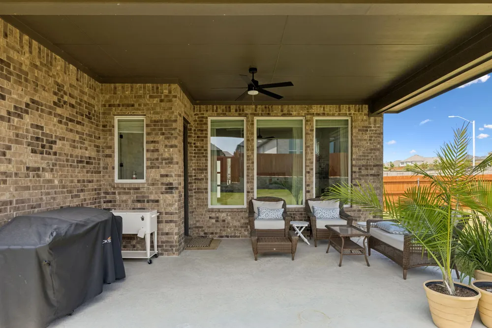 471 Diamondleaf Drive Buda, TX 78610