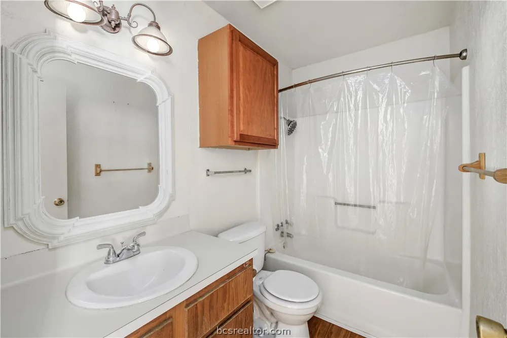 1205 April Bloom #A College Station, TX 77840