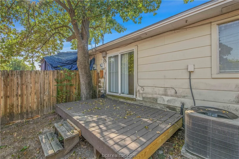 1205 April Bloom #A College Station, TX 77840