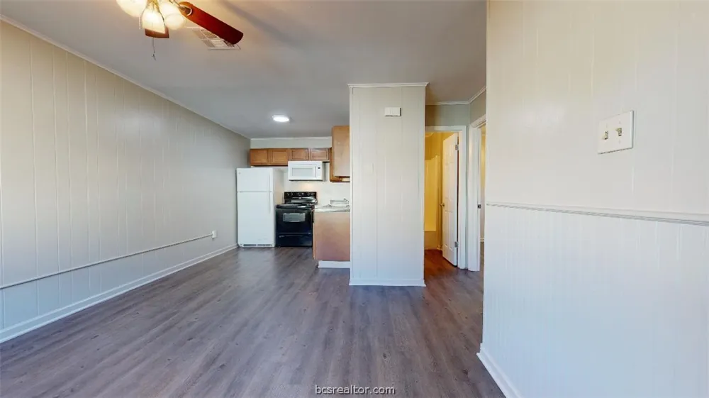 206 Lynn Drive #B Bryan, TX 77801