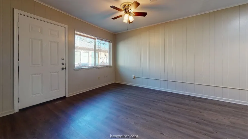 206 Lynn Drive #B Bryan, TX 77801
