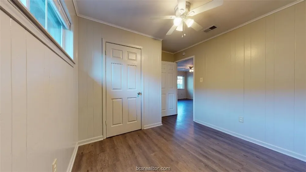 206 Lynn Drive #B Bryan, TX 77801