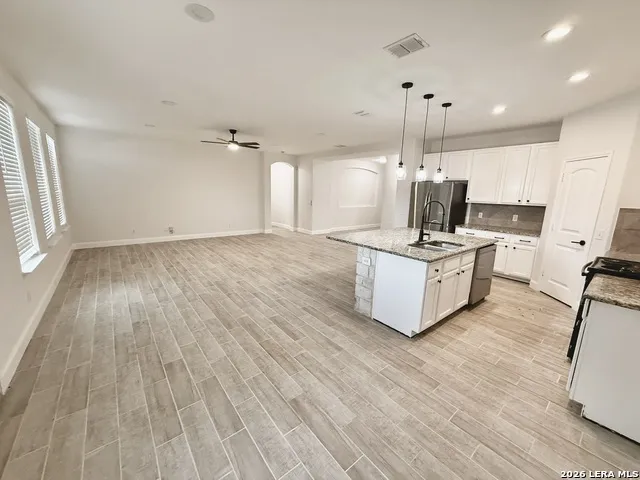 5470 Cypress Cibolo, TX 78108