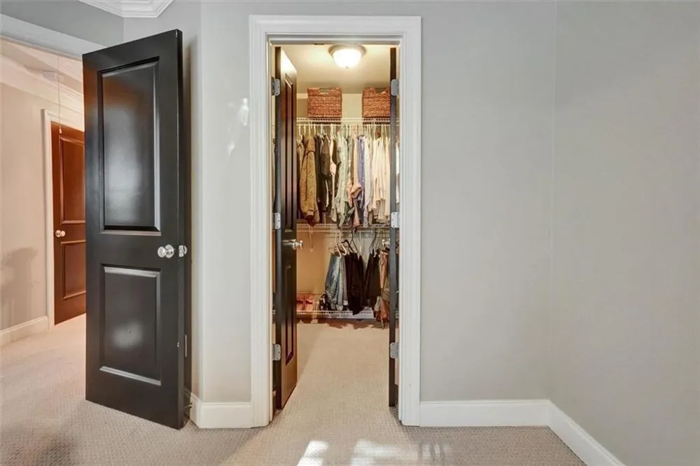 10755 Arlington Point Johns Creek, GA 30022