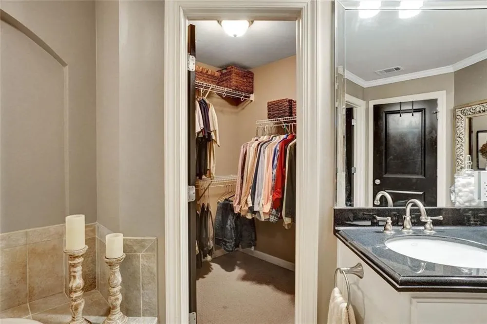 10755 Arlington Point Johns Creek, GA 30022