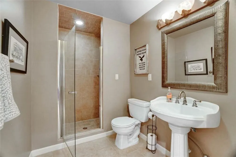10755 Arlington Point Johns Creek, GA 30022