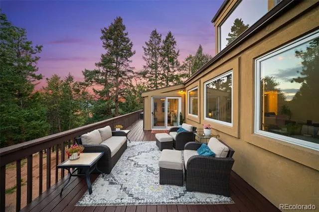 330 W Ridge Drive Woodland Park, CO 80863
