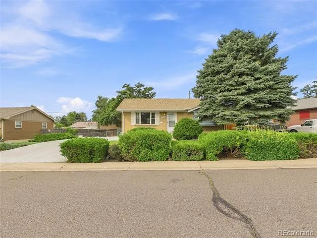 11305 Downing Drive Northglenn, CO 80233