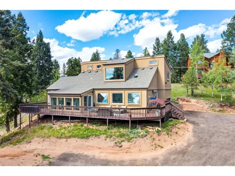 330 W Ridge Drive