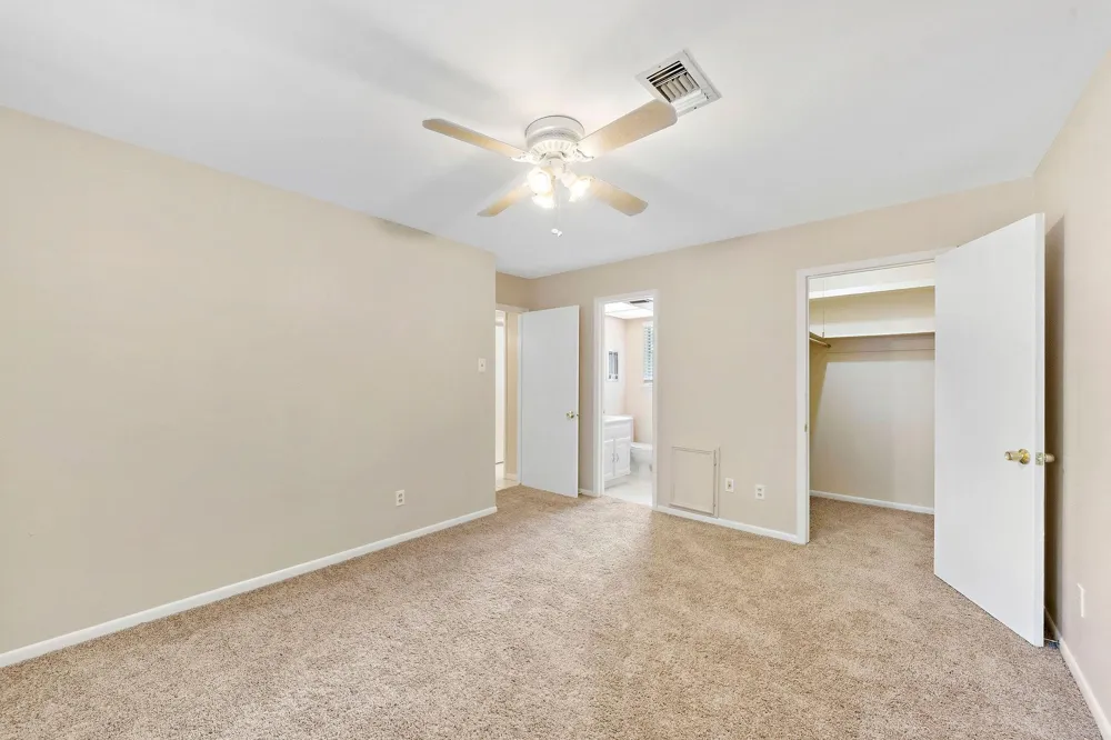 5522 Ariel Street Houston, TX 77096