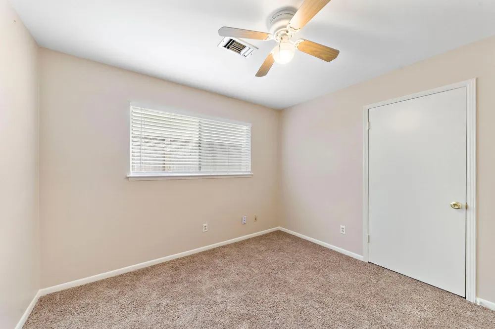 5522 Ariel Street Houston, TX 77096
