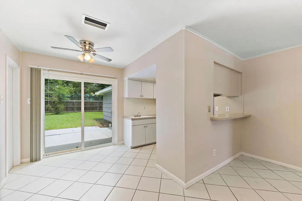 5522 Ariel Street Houston, TX 77096
