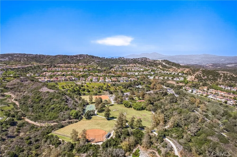 82 Via Regalo San Clemente, CA 92673
