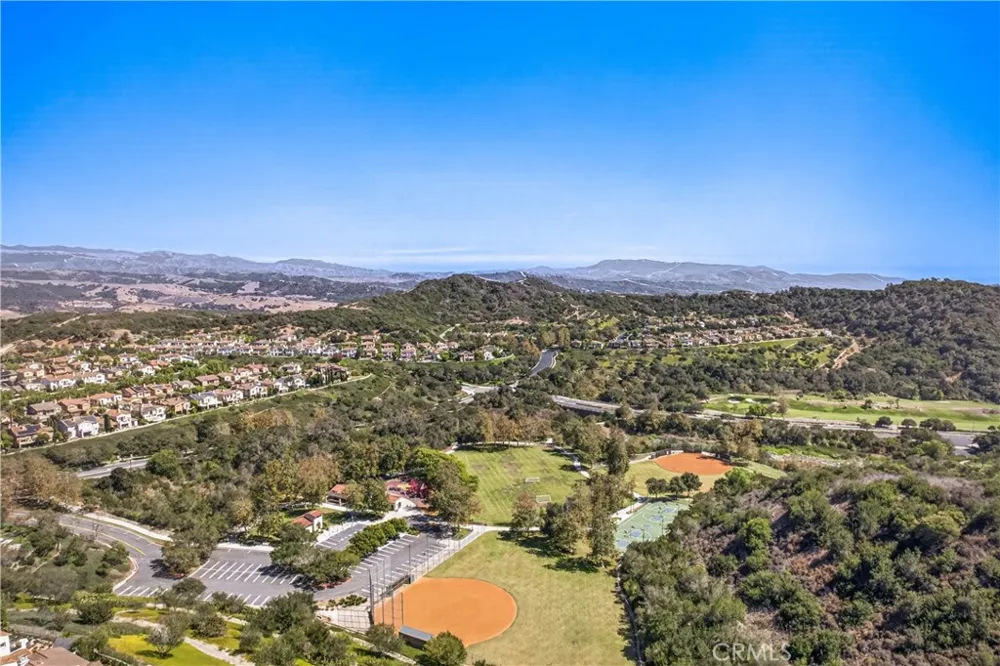 82 Via Regalo San Clemente, CA 92673